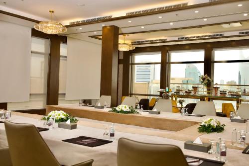 Бизнес-центр и/или конференц-зал в Joudyan Olaya Riyadh By Elaf