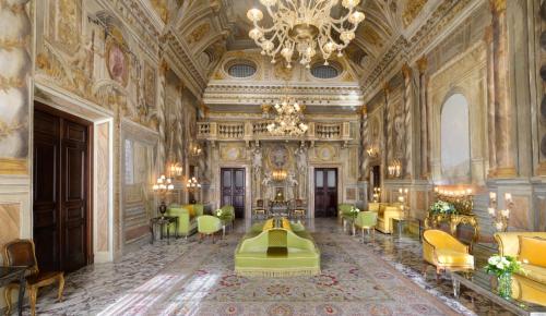 Posezení v ubytování Grand Hotel Continental Siena - Starhotels Collezione