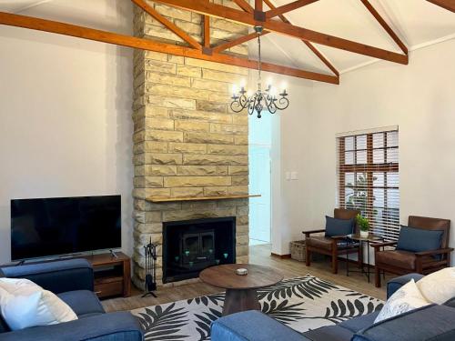 TV/trung tâm giải trí tại Panoramic @ Gino's