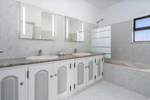 Fotografie z fotogalerie ubytování Villa das Nogueiras v destinaci Lagoa