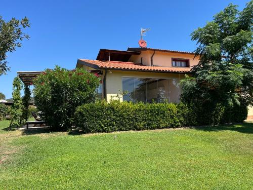 Κήπος έξω από το Agriturismo Terre di Castiglione