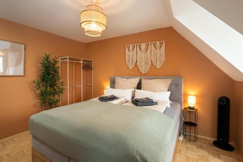 Altstadt Suite Jakominiplatz - 2BR, Lift & Free Parking by HERO HOMES Graz