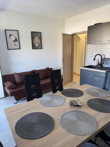 Gallery image of Apartmani Dijana in Srima