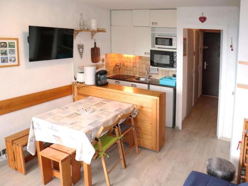 Studio 4 pers en cœur de station, balcon vue montagne - FR-1-322-500