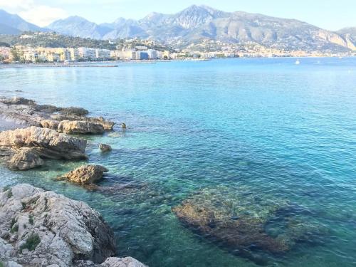 Entre Monaco et l'Italie