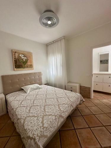 Ένα ή περισσότερα κρεβάτια σε δωμάτιο στο Sea View Bungalow in Los Gigantes