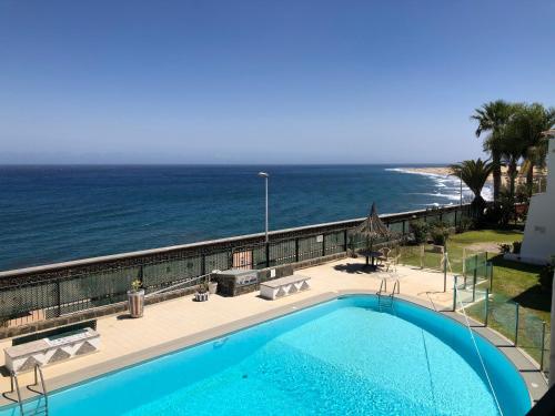 Panoramic Sea Views Apartment