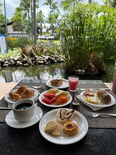 Đồ ăn tại/gần resort