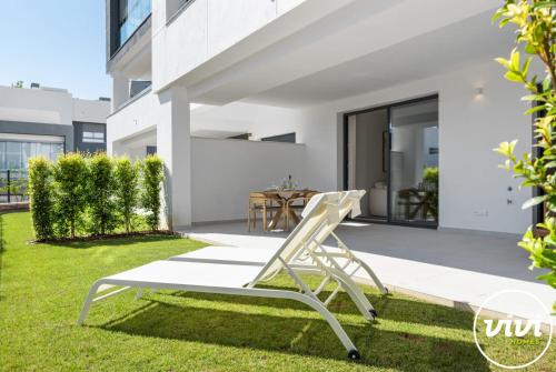 ViVi Homes - Lani - Terrace - pool - garden