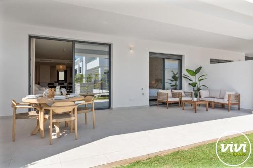 ViVi Homes - Lani - Terrace - pool - garden