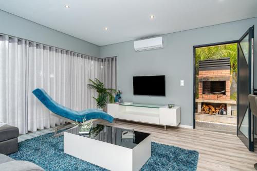 Casa Mariana by Rent2U, Lda