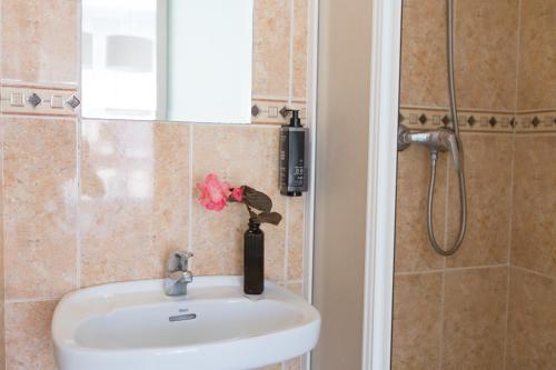 Ένα μπάνιο στο Hostal San Miguel by Croma
