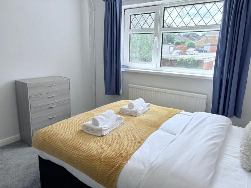Hillrise - 3 bedroom house with garden photo 27