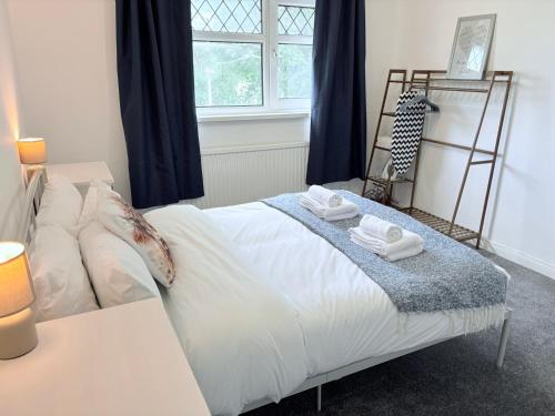Hillrise - 3 bedroom house with garden photo 30