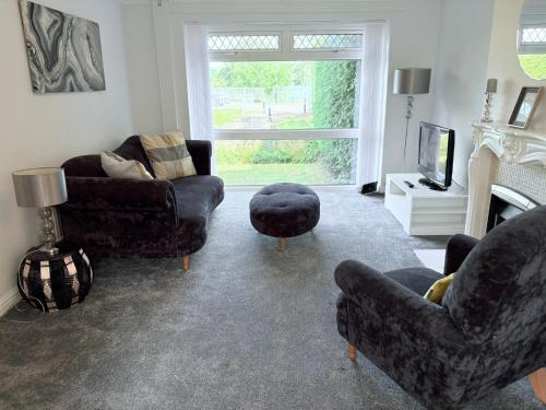 Hillrise - 3 bedroom house with garden photo 24