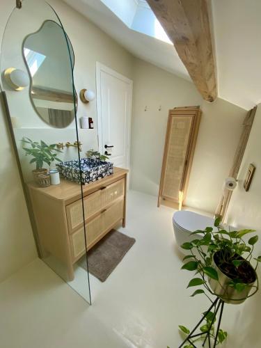 Beautiful and bright 2 rooms