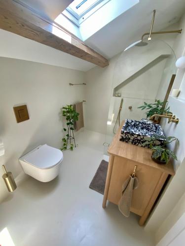 Beautiful and bright 2 rooms