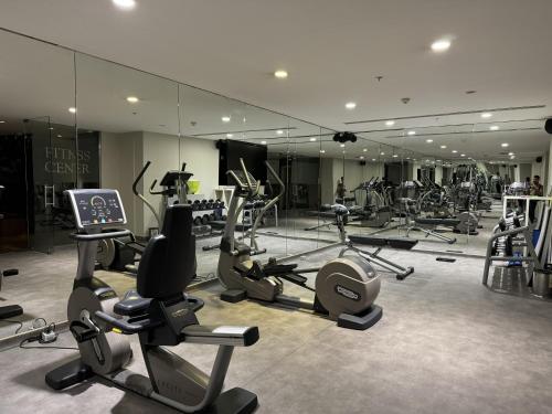Fitness centrum a/nebo fitness zařízení v ubytování CVK Taksim Hotel Istanbul