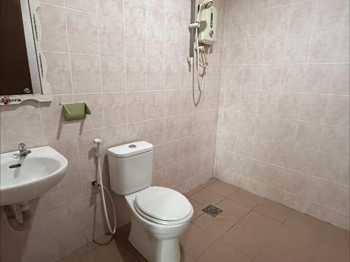 Ένα μπάνιο στο Dancenter Hotel Formosa Bukit Katil