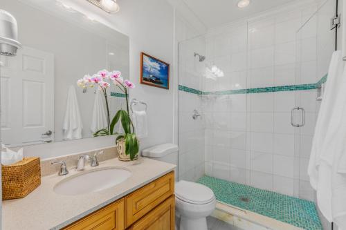 Koupelna v ubytování ROYAL PALM STUDIO at Travelers Palm Inn Key West