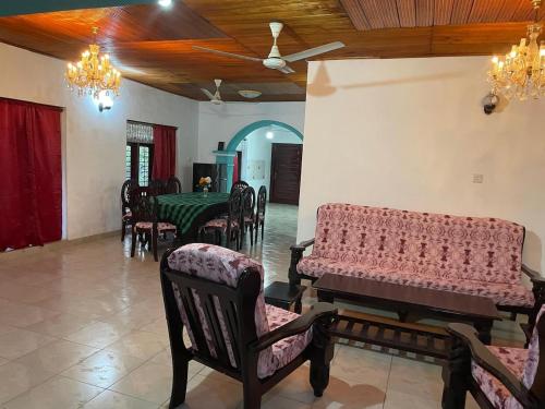 Χώρος καθιστικού στο Lucky Home Stay