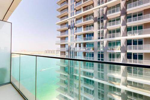 CitiHome Waterfront Living Beach Access