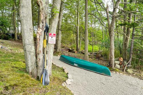 Gallery image of Hot Tub and Game Room! Lakefront Gem in Pocono Mtns in Tobyhanna