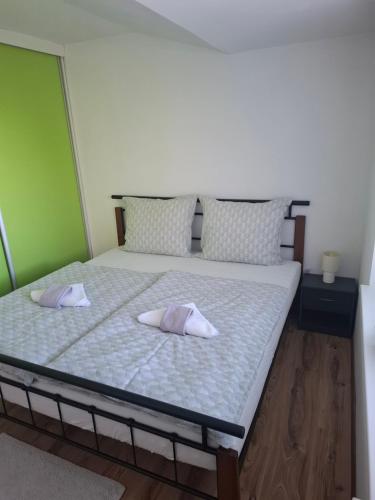 Ένα ή περισσότερα κρεβάτια σε δωμάτιο στο Apartmán Fox 12