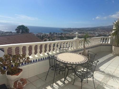Complejo de 2 apartamentos chic con vista al mar-Villa Marina