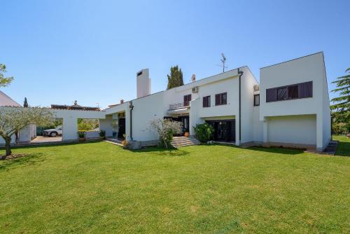 Villa Bella Ana