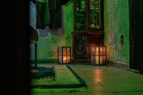 an empty room with a clock in a building at Stay at Hogwarts Harry Potter's Home, Free Parking, Pets Allowed in Kissimmee