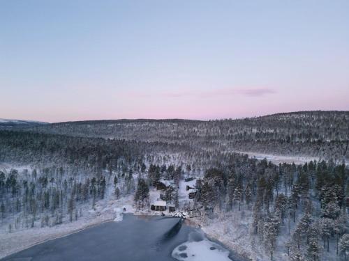 Billede fra billedgalleriet på White Creek Wilderness Cottage i Inari