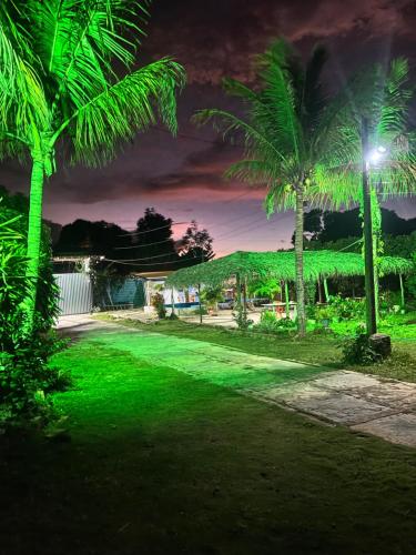 Κήπος έξω από το Quarto com suíte - Viçosa do Ceará