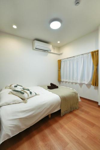 BSY201 Walk to Ueno, 2BR Family Home, Sleeps 4