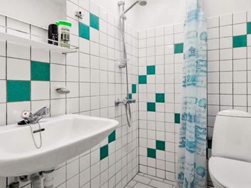 Ένα μπάνιο στο 6 person holiday home in Nykøbing Sj-By Traum