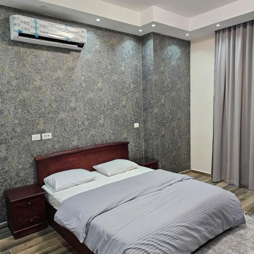 Postel nebo postele na pokoji v ubytování Modern Hotel-Style Apartment
