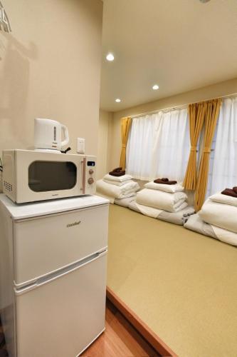 BSY302 Iriya 4 Min, Open-Plan Japanese Room, Sleeps 4
