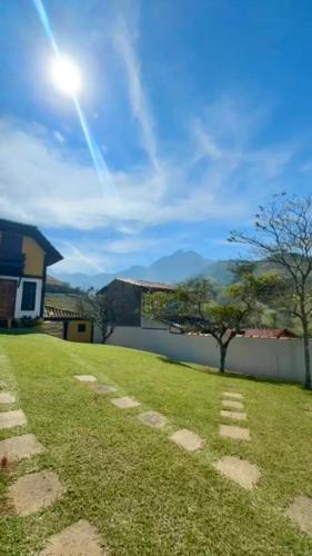 Landskap semula jadi dekat dengan rumah percutian