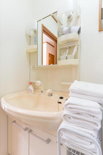 Ken House Kyoto, Entire Private 2BR House 50 sqm near Nijo Castle
