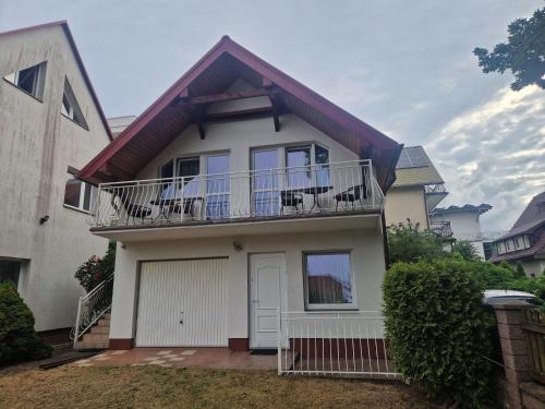 Comfortable double room by the promenade