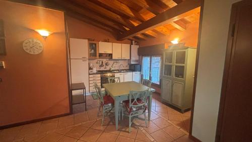 Η κουζίνα ή μικρή κουζίνα στο Bellavista