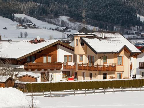 Apartment near the ski area in the Salzburg region