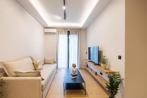 151Patision Smart Suite in the Heart of Athens