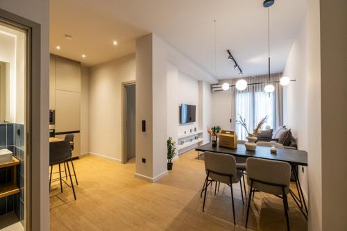 151Patision Business Suite in the Center of Athens3