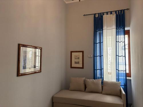 منطقة جلوس في See The Sea B&B