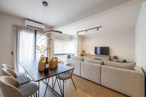 151Patision Premium Suite in the Center of Athens8