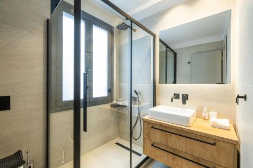 151Patision Premium Suite in the Center of Athens8