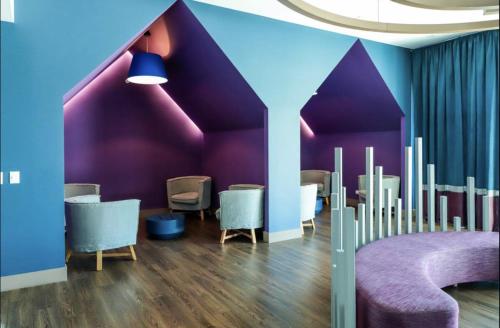 Χώρος καθιστικού στο Luxury 12th Floor Apartment with Views - Downtown San Jose Pool and Gym