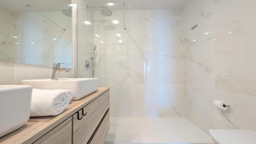 BENIDORM BEACH sweet apartment photo 24