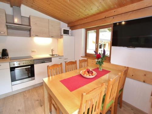 Apartment in Viehhofen near Ski Lifts